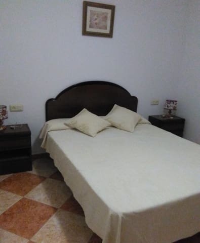 8 soverom Kjedet enebolig til salgs i Tolox - € 270 000 (Ref: 9008393)