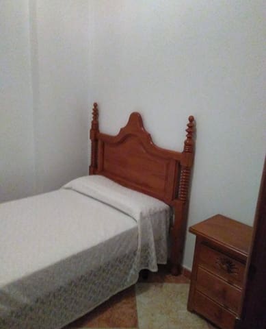 8 soverom Kjedet enebolig til salgs i Tolox - € 270 000 (Ref: 9008393)