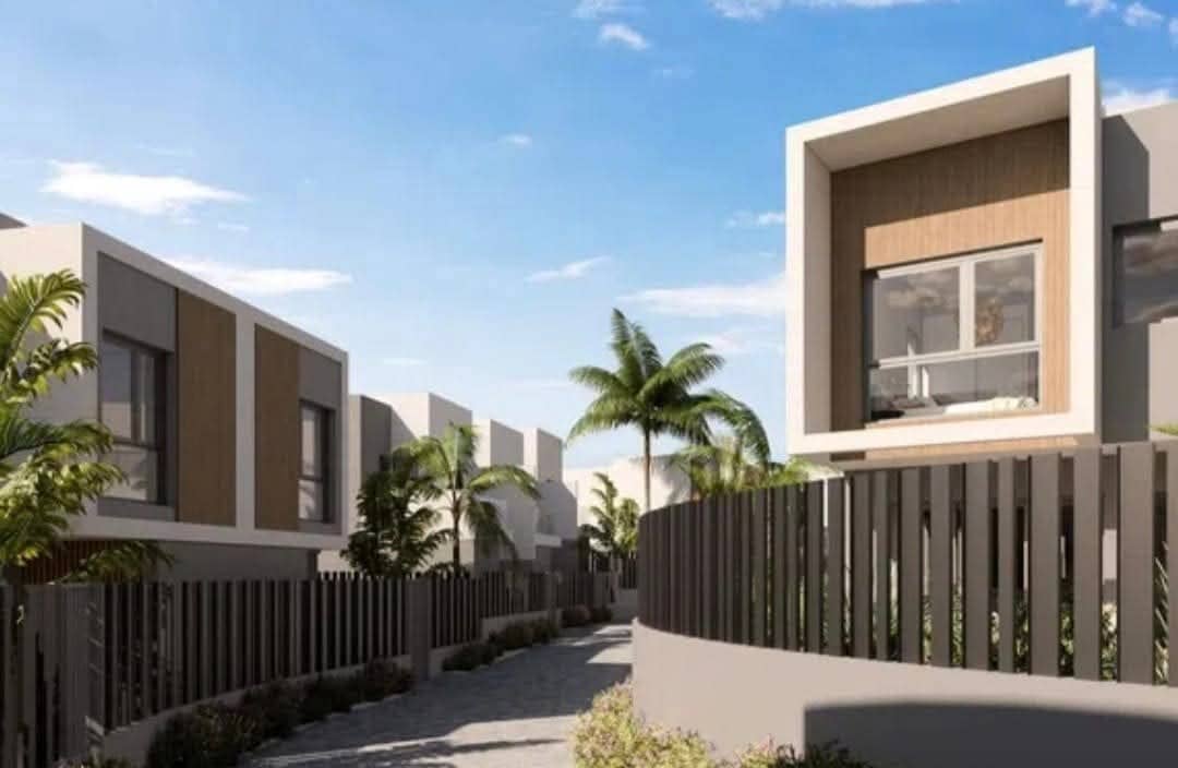 2 soveværelse Semi-Rækkehus til salg i Meloneras med swimmingpool garage - € 612.000 (Ref: 9008678)