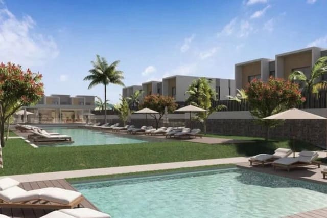 2 quarto Moradia Geminada para venda em Meloneras, San Bartolomé de Tirajana com piscina garagem - 612 000 € (Ref: 9008678)