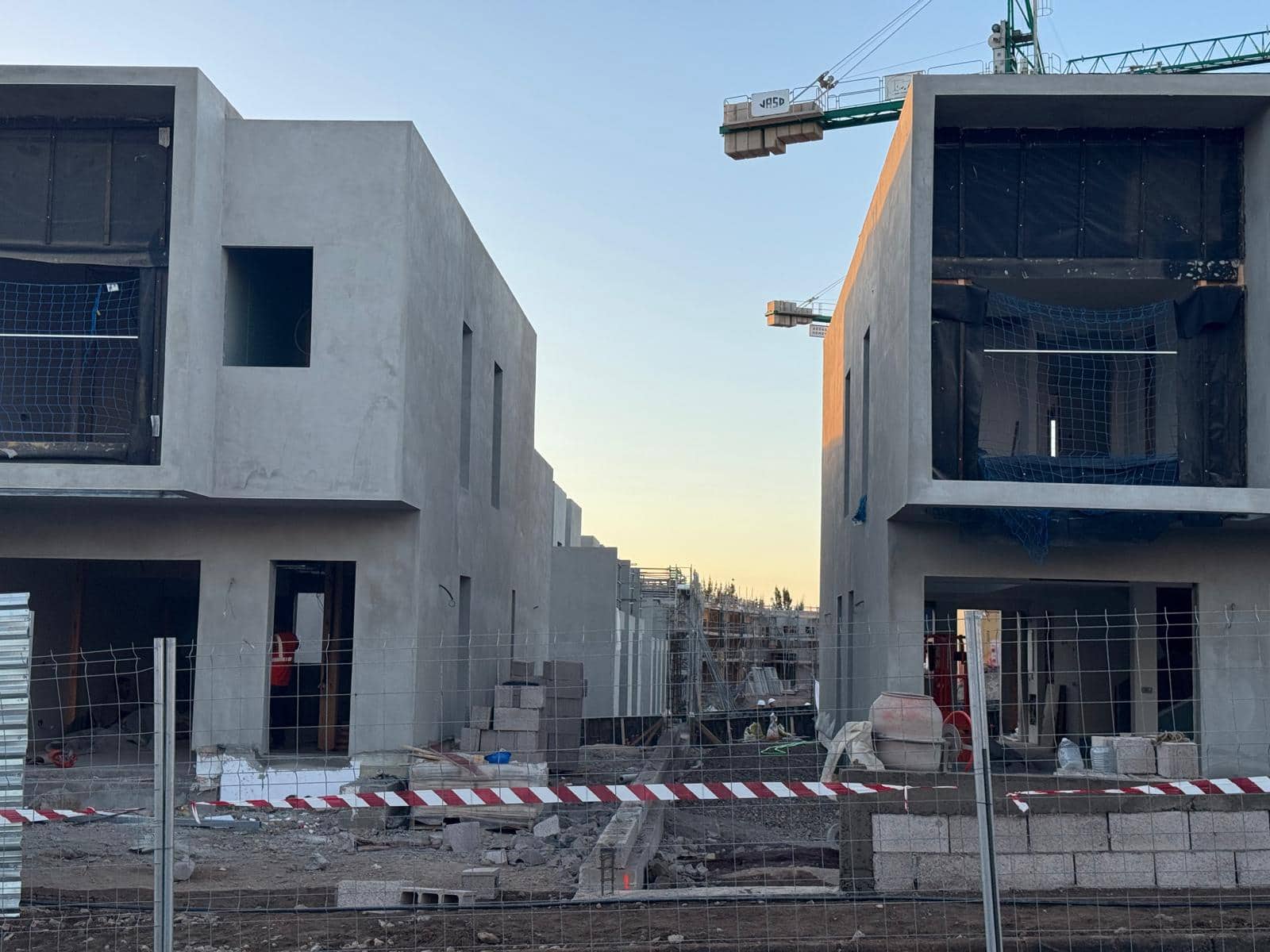 2 slaapkamer Halfvrijstaande villa te koop in Meloneras met zwembad garage - € 624.000 (Ref: 9008678)