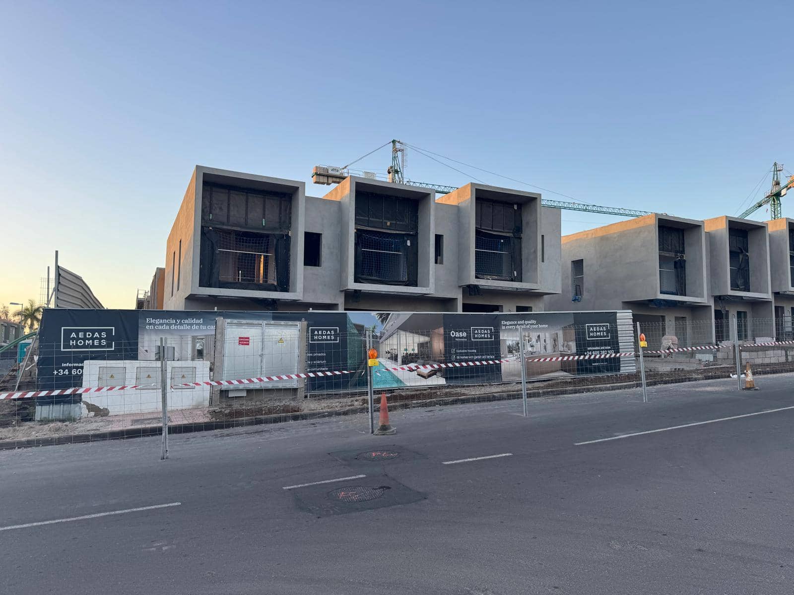 2 slaapkamer Halfvrijstaande villa te koop in Meloneras met zwembad garage - € 624.000 (Ref: 9008678)