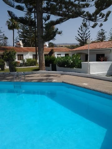 2 bedroom Bungalow for rent in Playa del Inglés, San Bartolomé de Tirajana with pool - € 1,400 (Ref: 9116952)