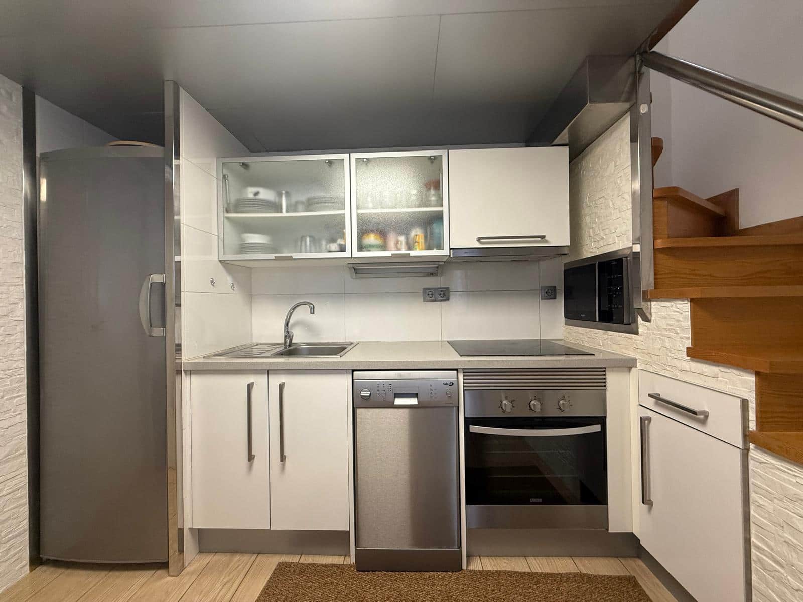 2 soveværelse Bungalow til leje i Maspalomas med swimmingpool - € 1.600 (Ref: 9143277)