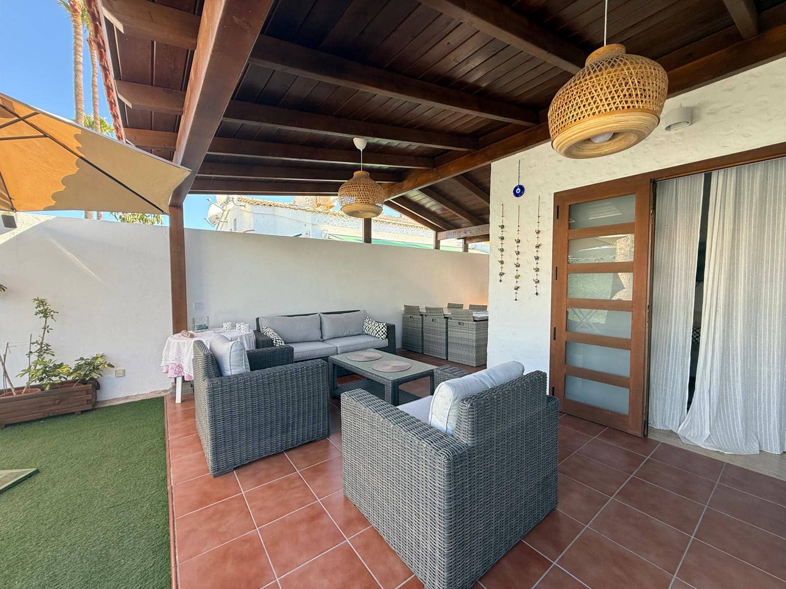 2 soveværelse Bungalow til leje i Maspalomas med swimmingpool - € 1.600 (Ref: 9143277)