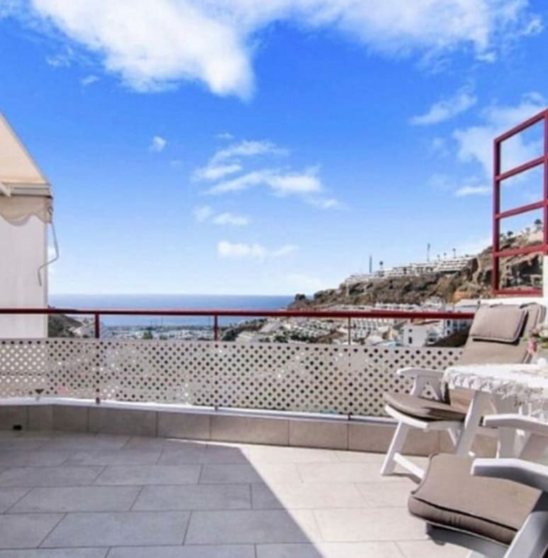 1 bedroom Apartment for sale in Puerto Rico with pool - € 212,000 (Ref: 9343089)