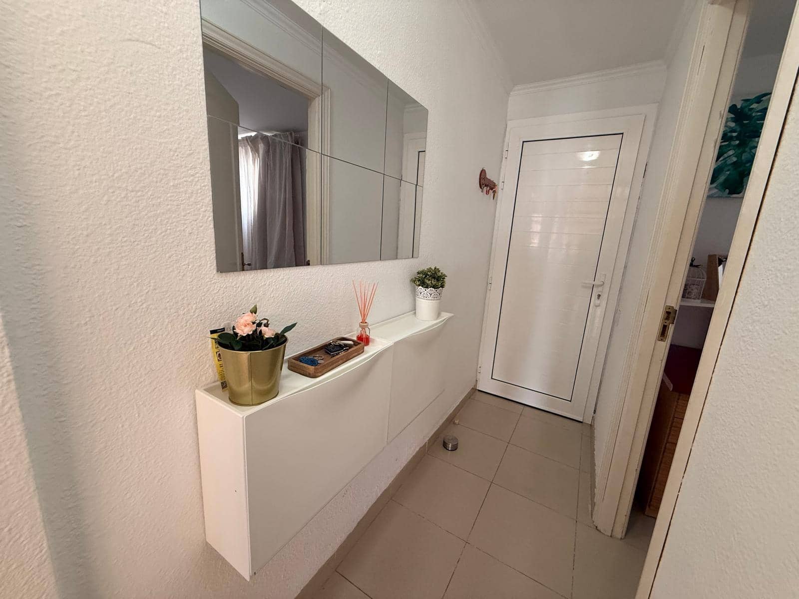 Apartamento de 2 habitaciones en Playa del Inglés en alquiler con piscina - 1.200 € (Ref: 9452474)