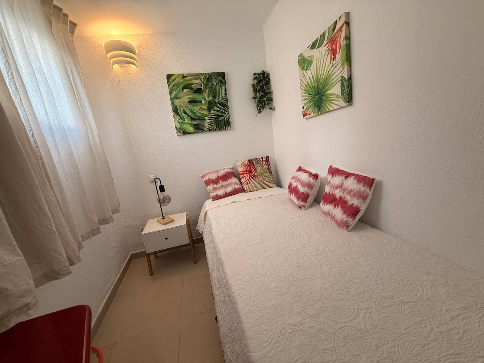 Apartamento de 2 habitaciones en Playa del Inglés en alquiler con piscina - 1.200 € (Ref: 9452474)