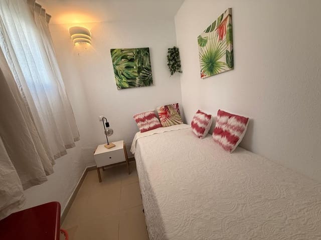 2 Zimmer Apartment zu vermieten in Playa del Inglés, San Bartolomé de Tirajana mit Pool - 1.200 € (Ref: 9452474)