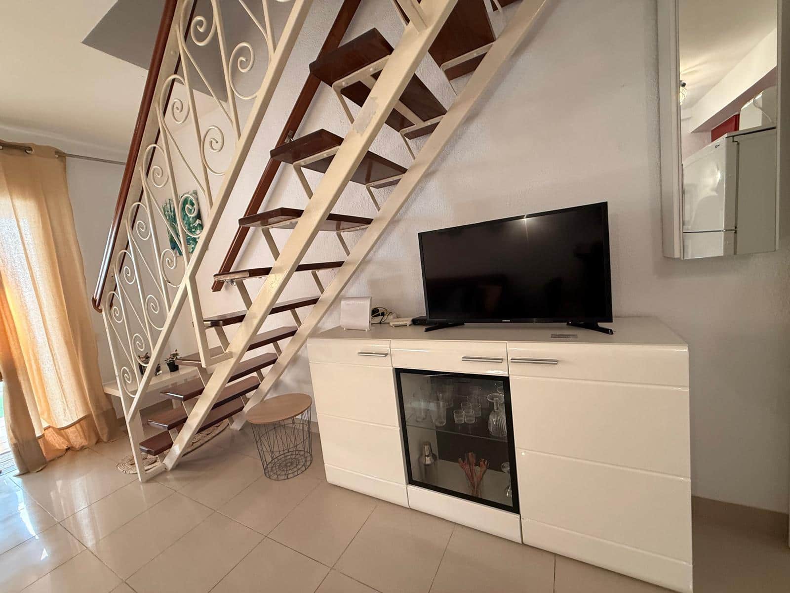 Apartamento de 2 habitaciones en Playa del Inglés en alquiler con piscina - 1.200 € (Ref: 9452474)