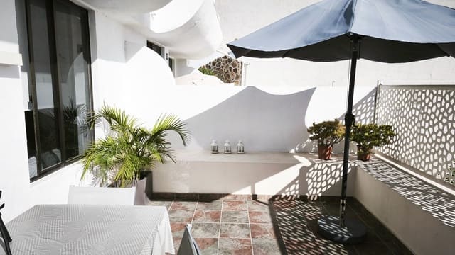 1 sypialnia Apartament do wynajęcia w Puerto Rico, Mogán z basenem - 1 100 € (Ref: 9475002)