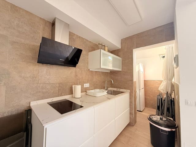 1 Zimmer Apartment zu vermieten in Sonneland, San Bartolomé de Tirajana mit Pool - 1.500 € (Ref: 9486601)