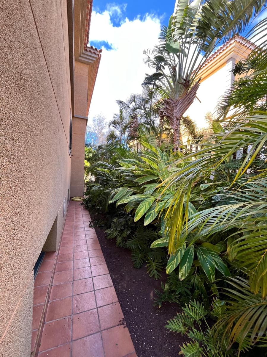 5 slaapkamer Villa te koop in Meloneras met zwembad garage - € 1.950.000 (Ref: 9521325)