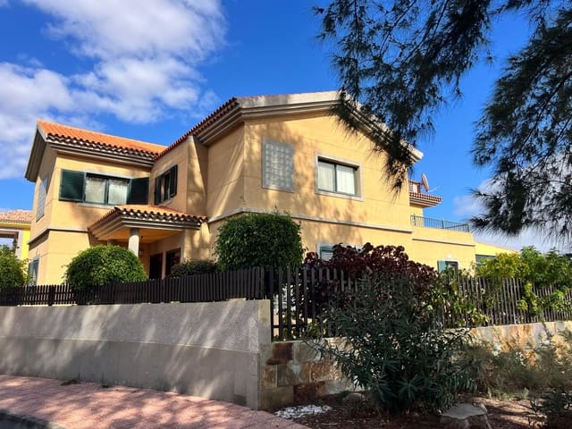 5 slaapkamer Villa te koop in Meloneras, San Bartolomé de Tirajana met zwembad garage - € 1.950.000 (Ref: 9521325)