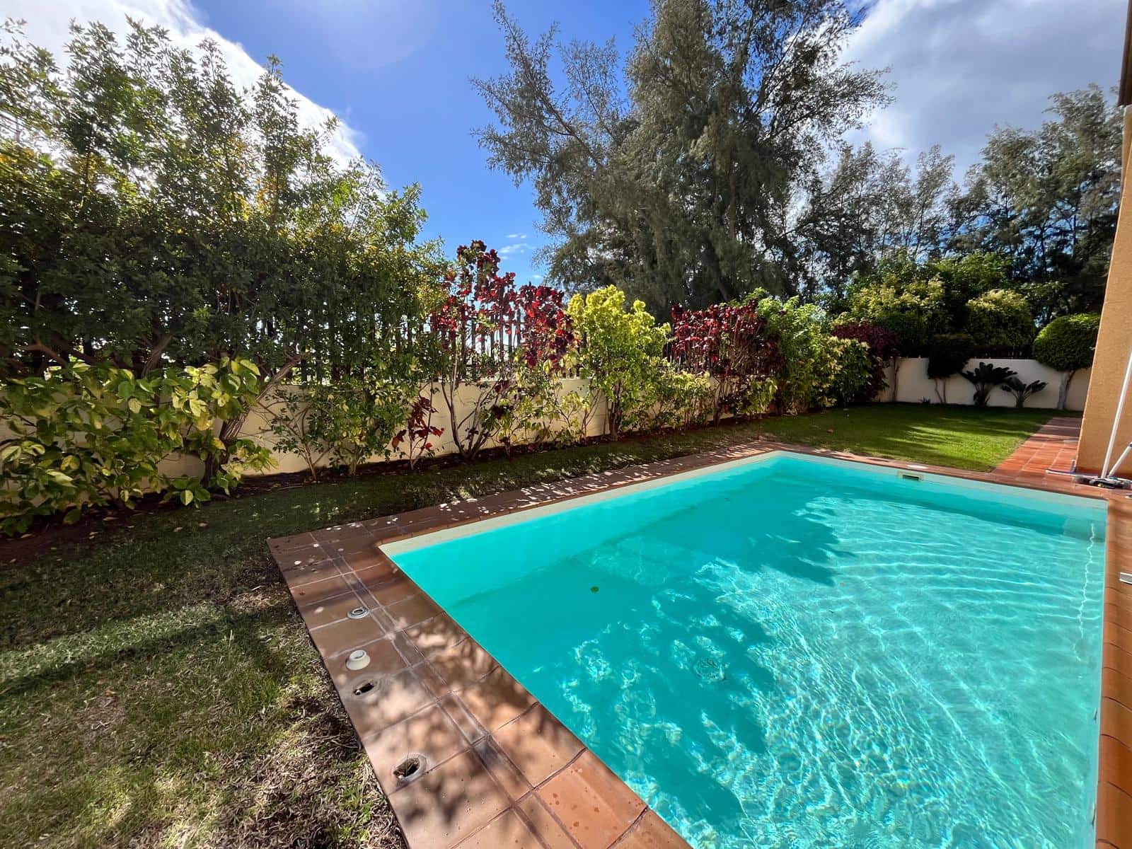 5 slaapkamer Villa te koop in Meloneras met zwembad garage - € 1.950.000 (Ref: 9521325)