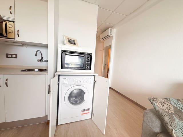 1 bedroom Apartment for rent in Patalavaca, Mogán with pool - € 1,500 (Ref: 9621995)