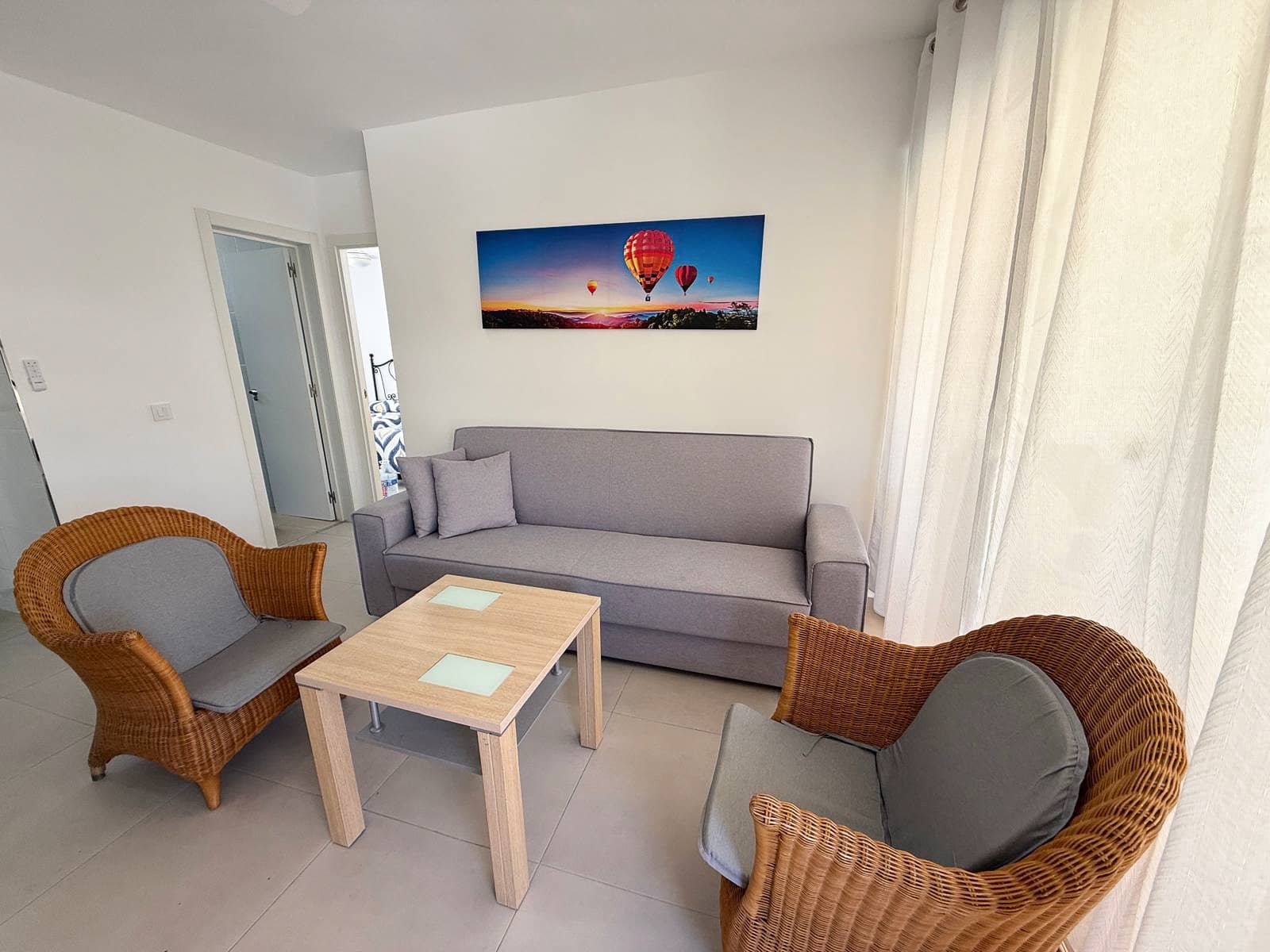 1 sypialnia Apartament do wynajęcia w Puerto Rico z basenem - 1 300 € (Ref: 9707612)