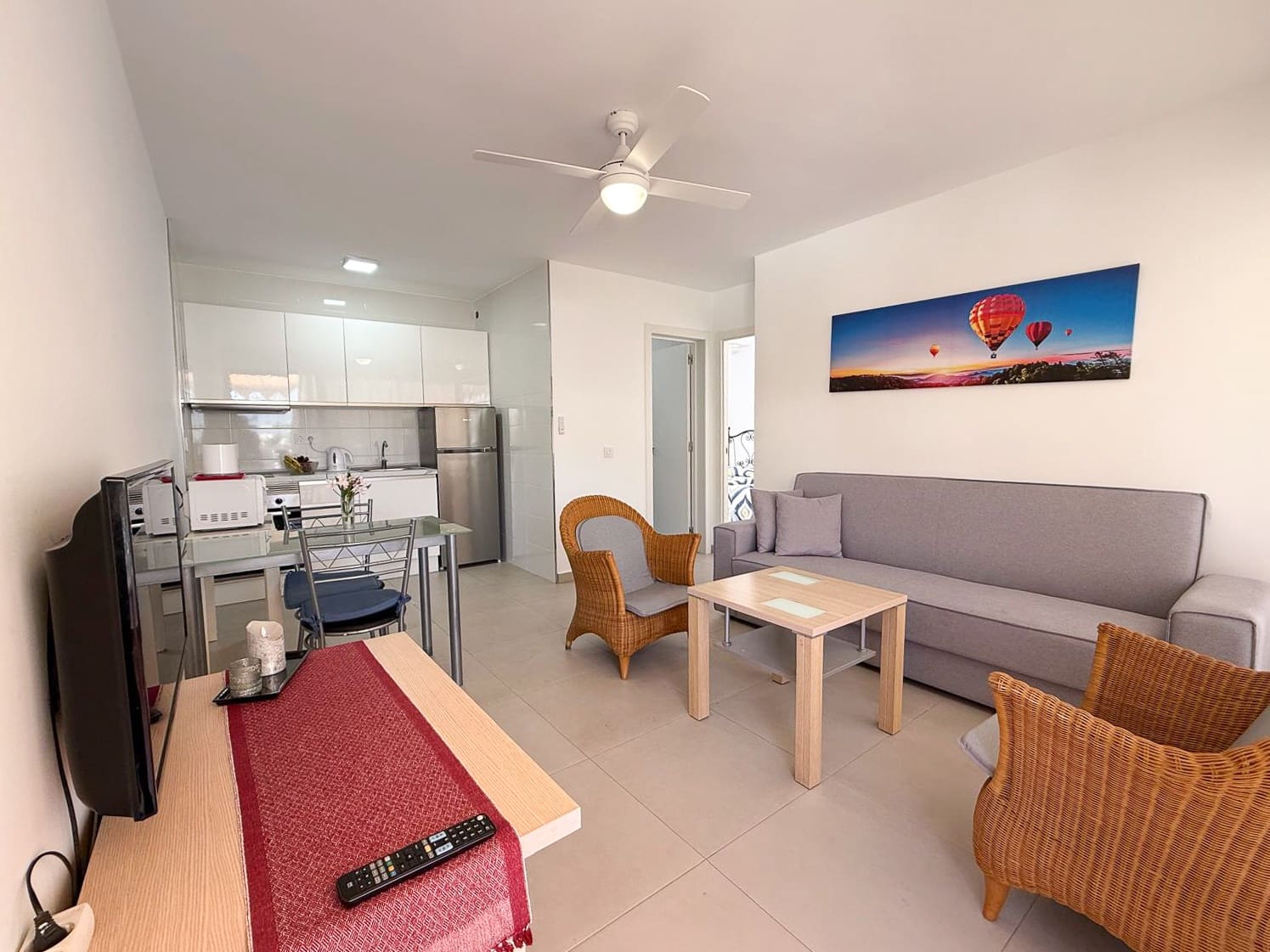 1 sypialnia Apartament do wynajęcia w Puerto Rico z basenem - 1 300 € (Ref: 9707612)