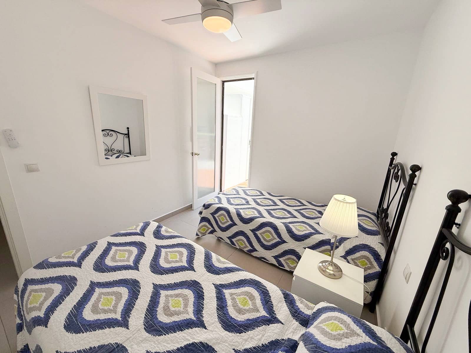 1 sypialnia Apartament do wynajęcia w Puerto Rico z basenem - 1 300 € (Ref: 9707612)