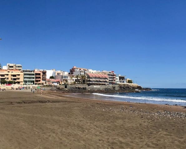 2 bedroom Apartment for rent in Playa de Salinetas, Telde - € 950 (Ref: 9712005)