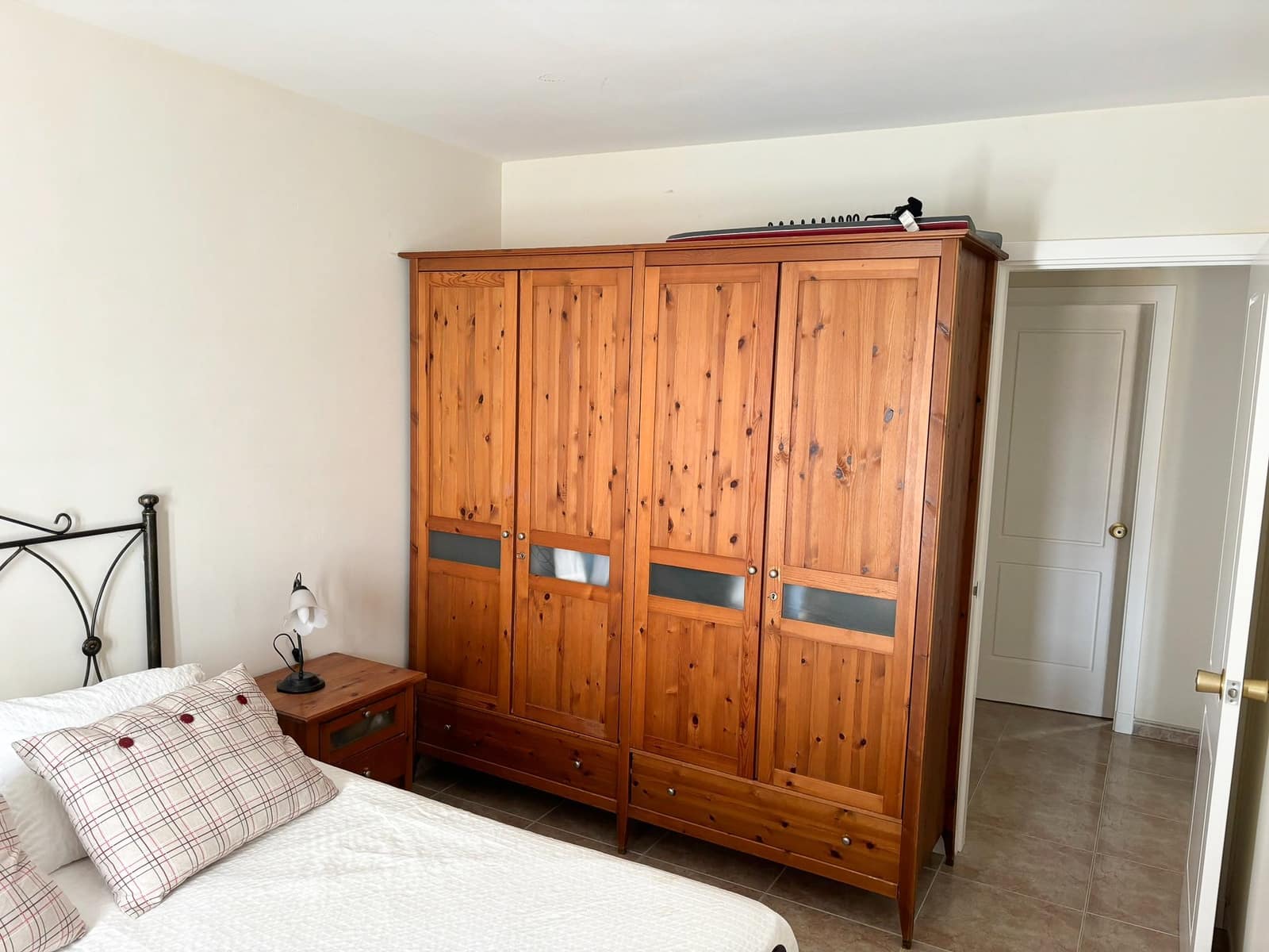 2 bedroom Apartment for rent in Playa de Salinetas - € 950 (Ref: 9712005)