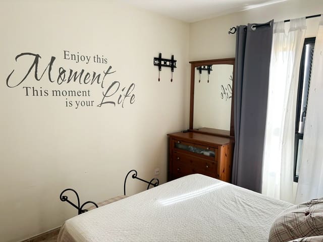 2 bedroom Apartment for rent in Playa de Salinetas, Telde - € 950 (Ref: 9712005)