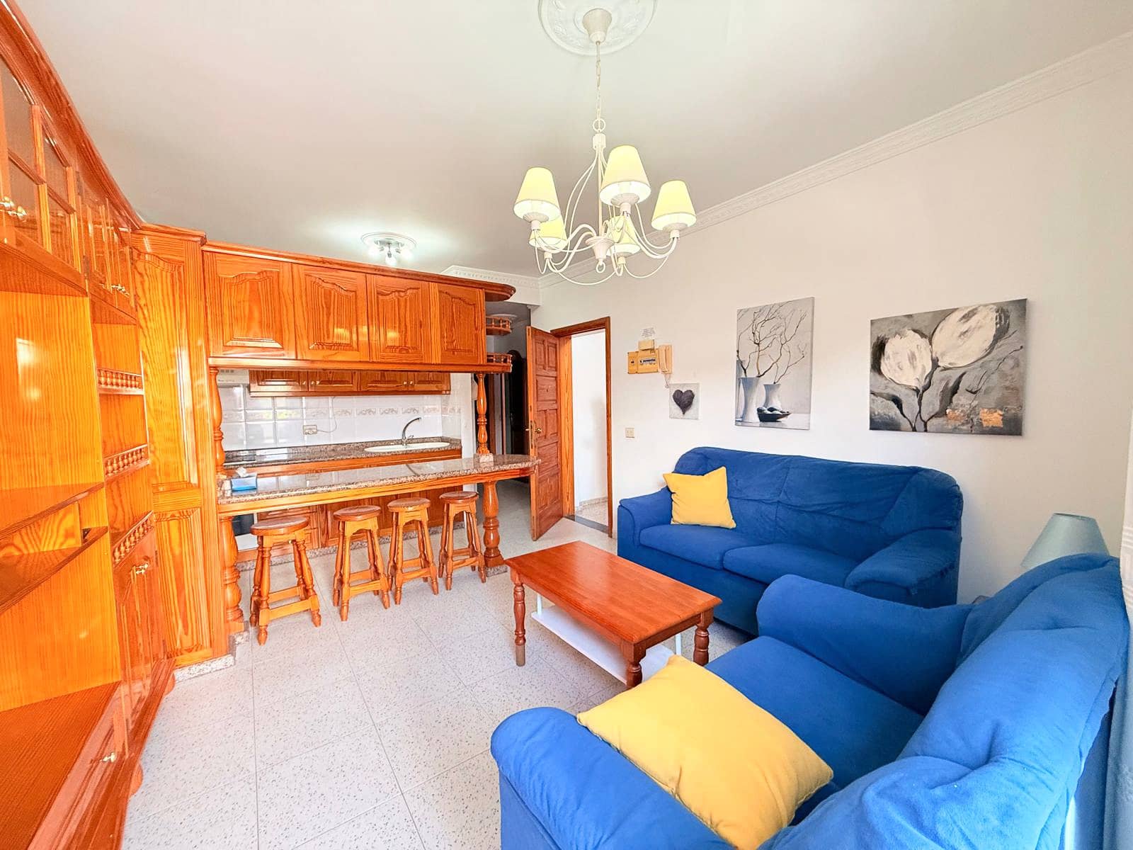 2 bedroom Apartment for rent in Arguineguin - € 850 (Ref: 9730229)