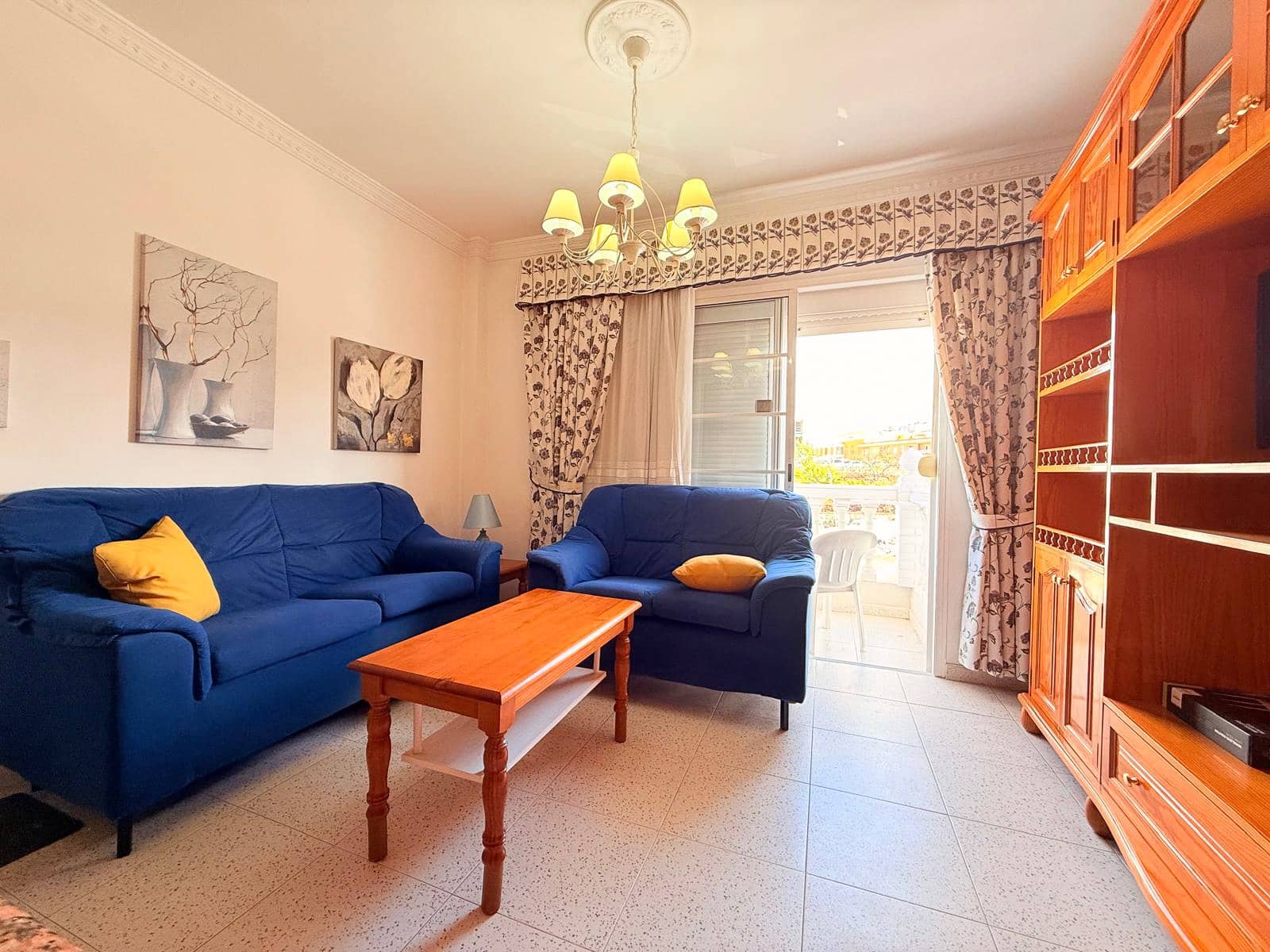 2 bedroom Apartment for rent in Arguineguin - € 850 (Ref: 9730229)