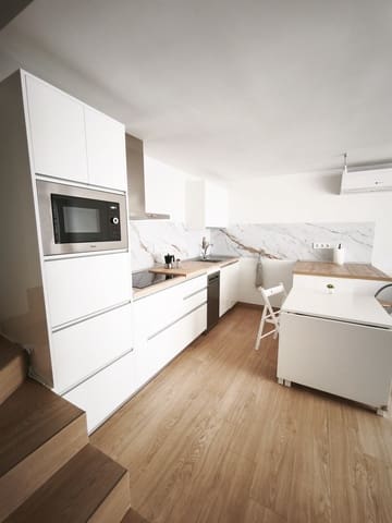 2 bedroom Terraced Villa for rent in Sonneland, San Bartolomé de Tirajana with pool garage - € 1,350 (Ref: 9764930)