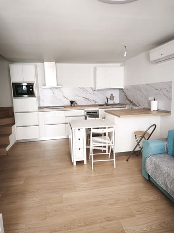 2 bedroom Terraced Villa for rent in Sonneland, San Bartolomé de Tirajana with pool garage - € 1,350 (Ref: 9764930)