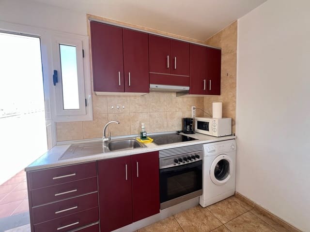 2 bedroom Apartment for rent in Arguineguín, Mogán with pool - € 1,350 (Ref: 9765301)