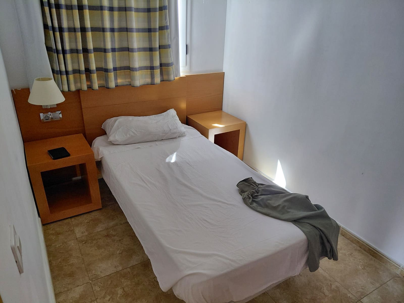 2 bedroom Apartment for rent in Arguineguin with pool - € 1,350 (Ref: 9765301)