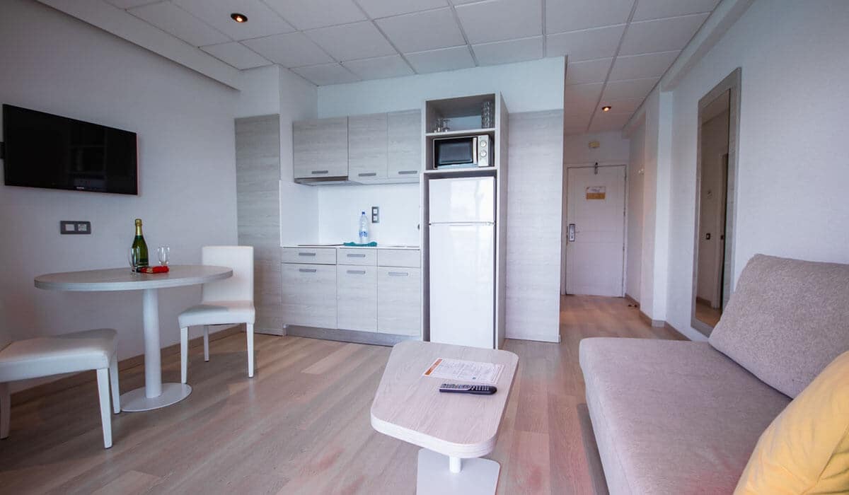 1 sypialnia Apartament do wynajęcia w Patalavaca z basenem - 1 500 € (Ref: 9788744)