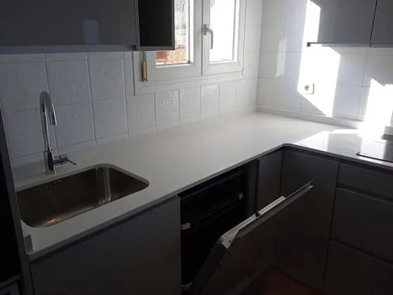 3 soveværelse Lejlighed til salg i Manilva med swimmingpool - € 285.000 (Ref: 9788747)