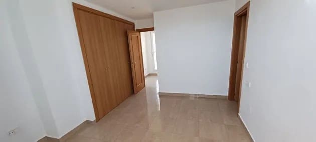 3 soveværelse Lejlighed til salg i Manilva med swimmingpool - € 285.000 (Ref: 9788747)