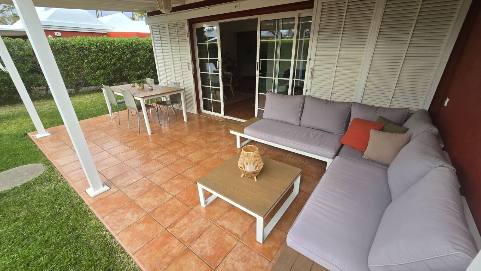 3 sypialnia Bungalow do wynajęcia w Maspalomas z basenem - 2 000 € (Ref: 9821854)
