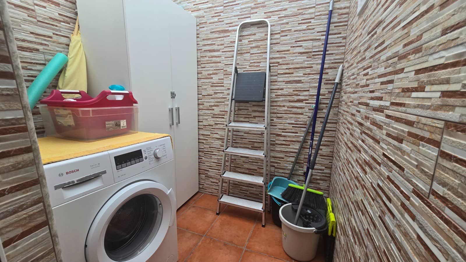 3 sypialnia Bungalow do wynajęcia w Maspalomas z basenem - 2 000 € (Ref: 9821854)