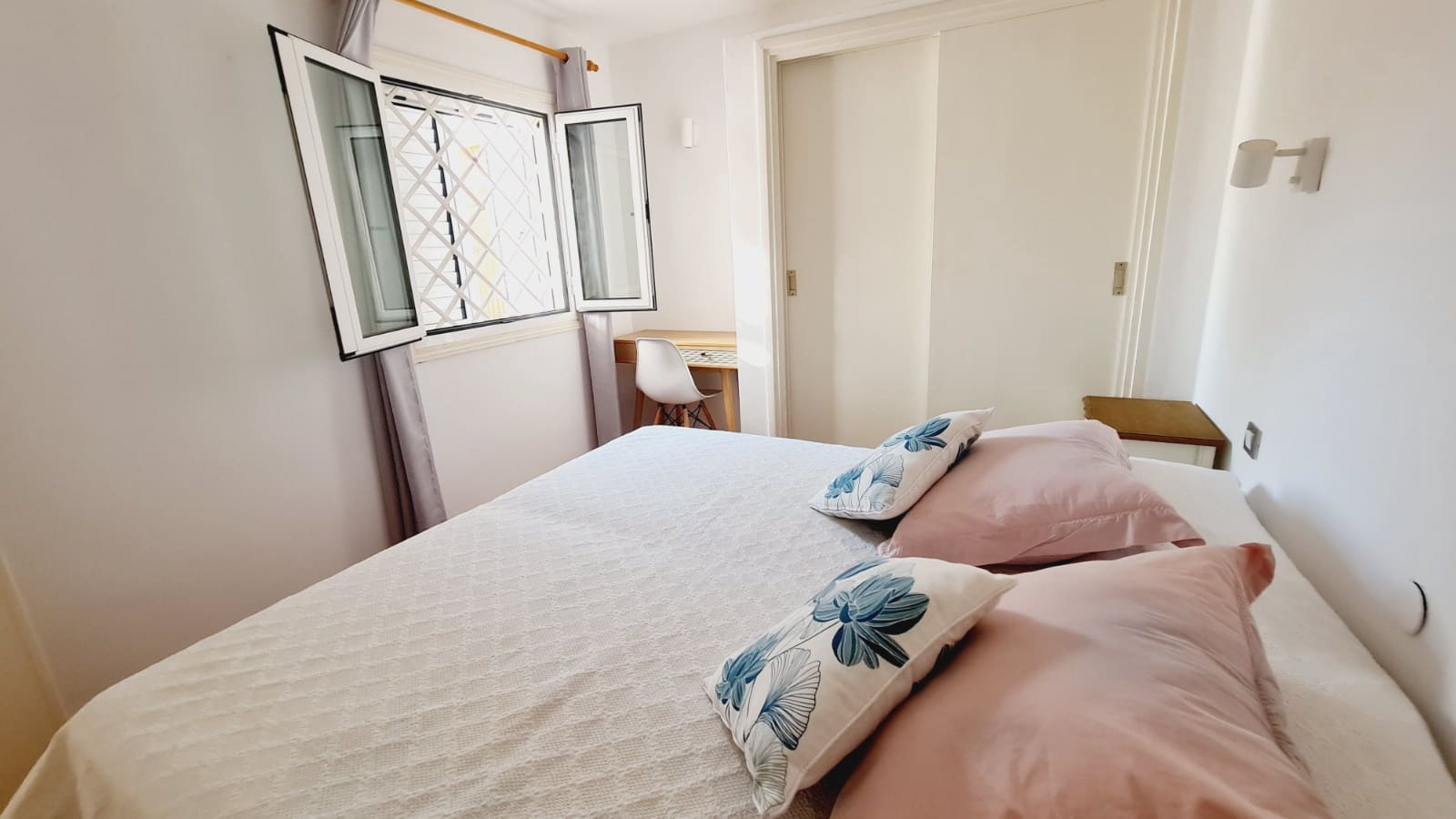 3 sypialnia Bungalow do wynajęcia w Maspalomas z basenem - 1 800 € (Ref: 9821855)