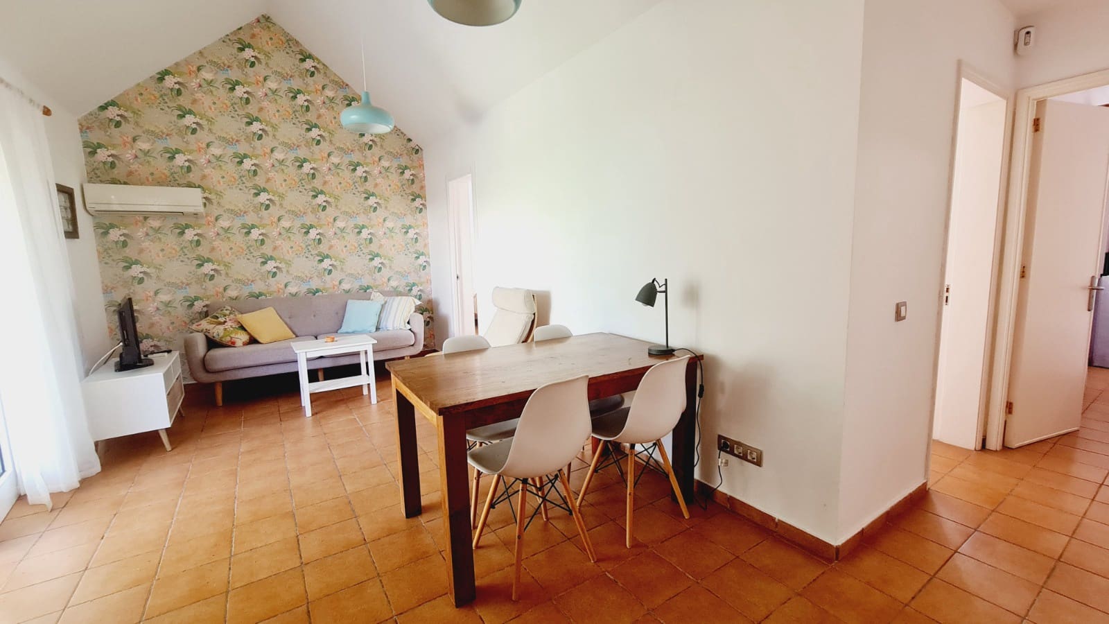 3 sypialnia Bungalow do wynajęcia w Maspalomas z basenem - 1 800 € (Ref: 9821855)