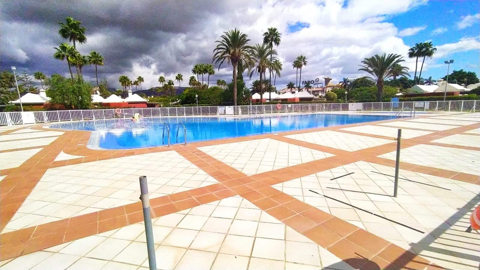 3 sypialnia Bungalow do wynajęcia w Maspalomas z basenem - 1 800 € (Ref: 9821855)