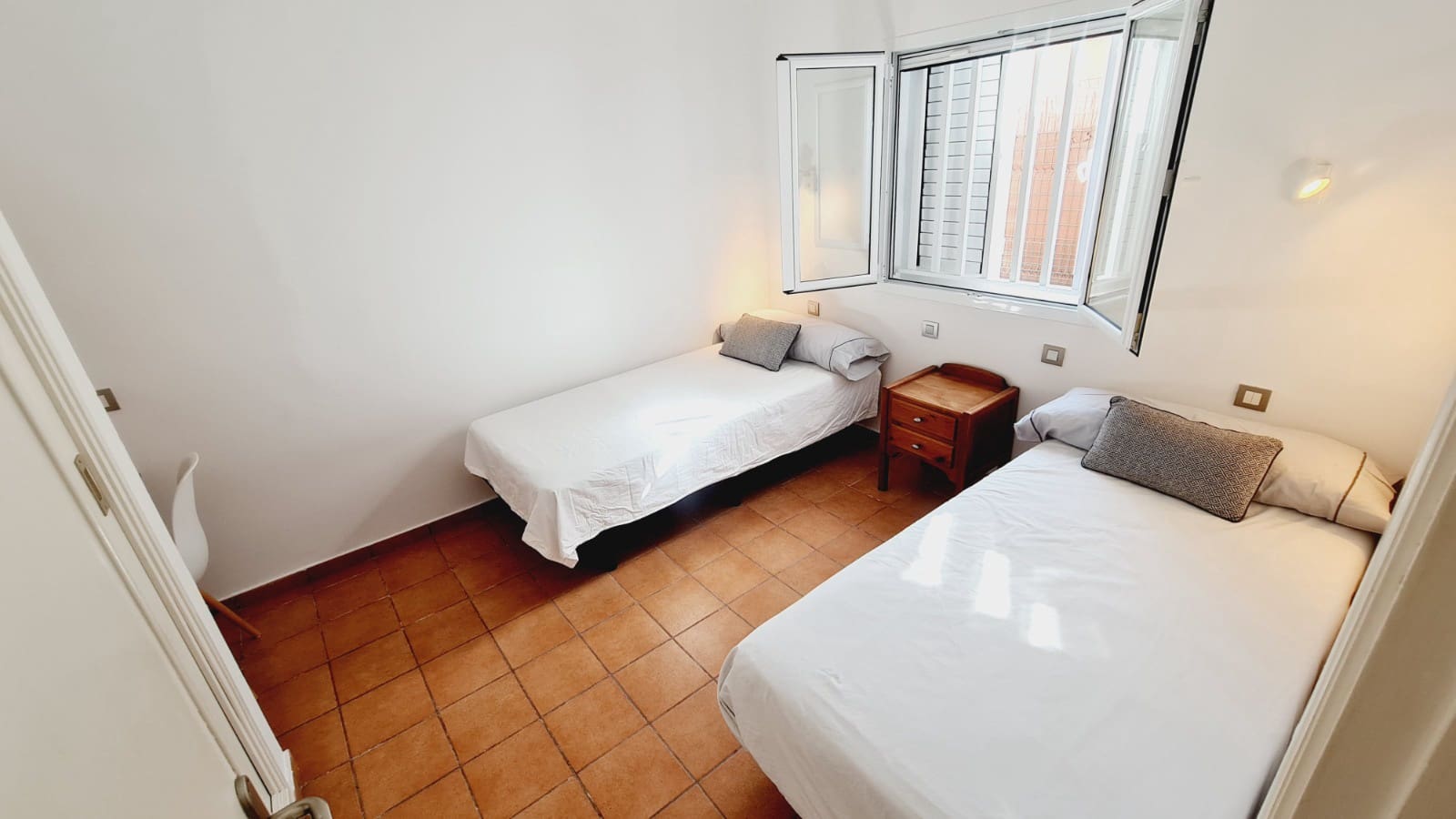 3 sypialnia Bungalow do wynajęcia w Maspalomas z basenem - 1 800 € (Ref: 9821855)