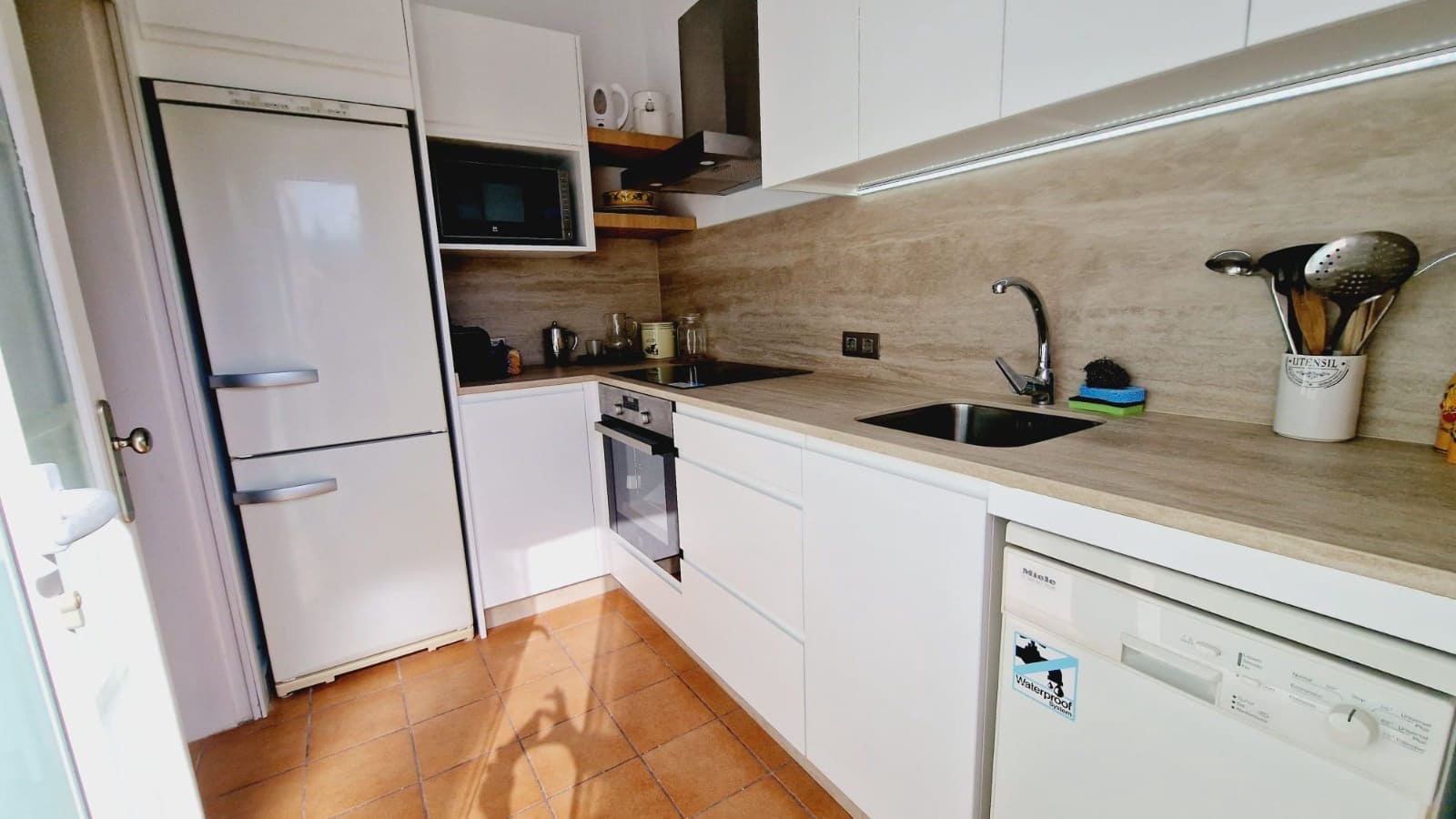 3 sypialnia Bungalow do wynajęcia w Maspalomas z basenem - 1 800 € (Ref: 9821855)