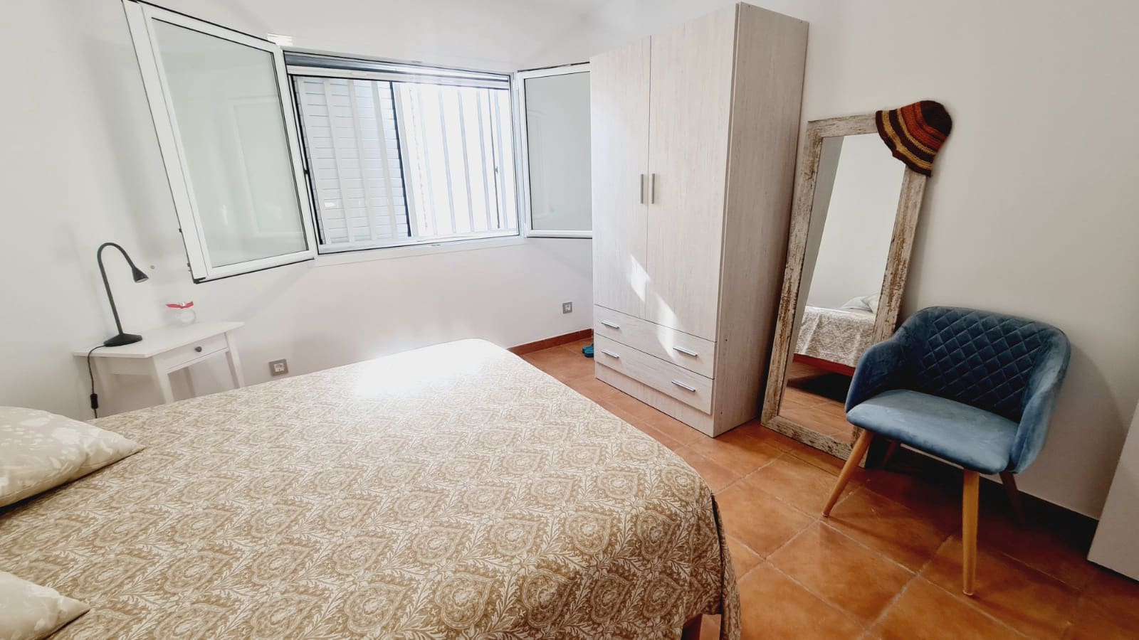 3 sypialnia Bungalow do wynajęcia w Maspalomas z basenem - 1 800 € (Ref: 9821855)