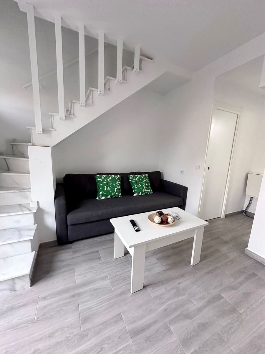 1 bedroom Bungalow for rent in Maspalomas with pool - € 1,200 (Ref: 9870563)