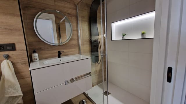 2 makuuhuone Huoneisto vuokrattavana paikassa El Tablero, San Bartolomé de Tirajana - 1 200 € (Ref: 9888633)