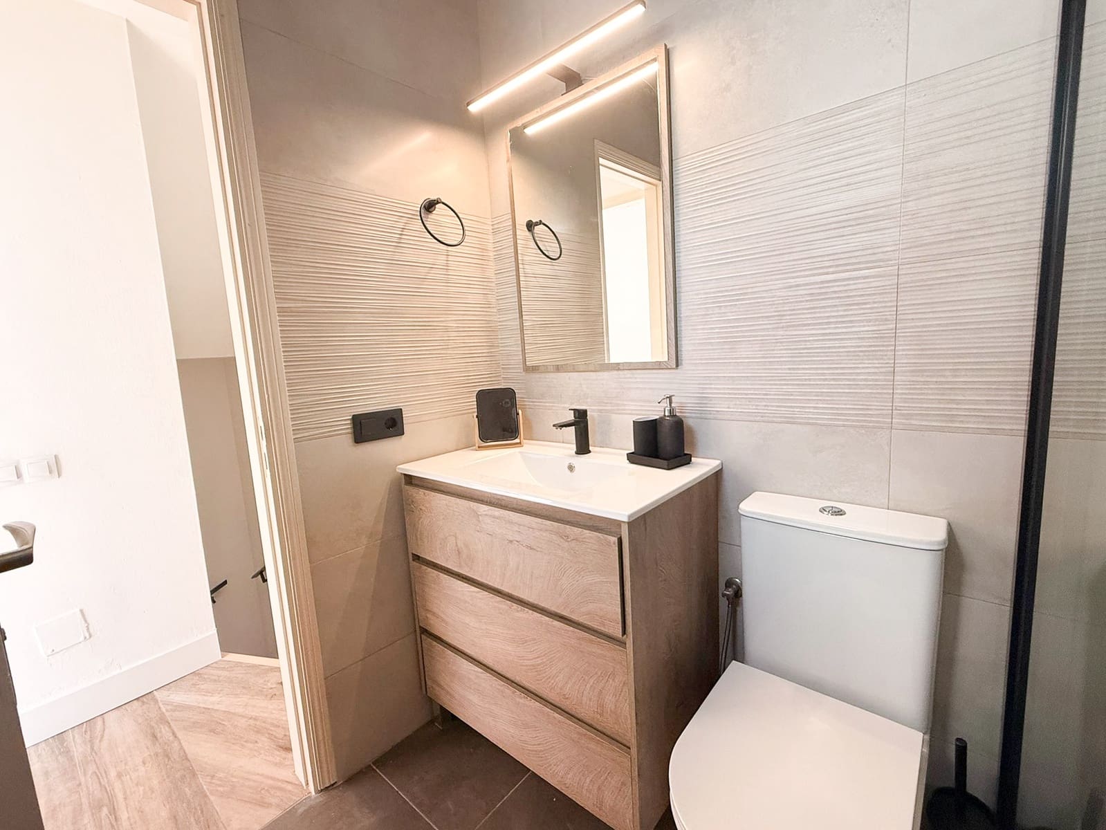 1 bedroom Apartment for rent in Sonneland with pool - € 1,100 (Ref: 9930025)