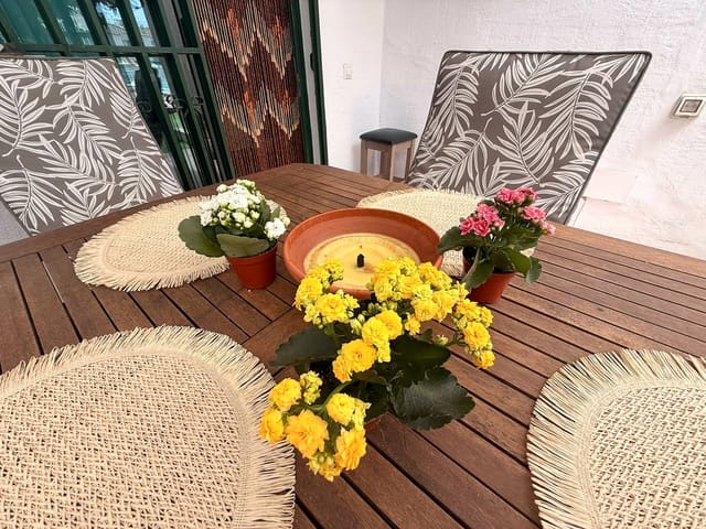 Appartement de 1 chambre à louer à Sonneland, San Bartolomé de Tirajana avec piscine - 1 100 € (Ref: 9930025)