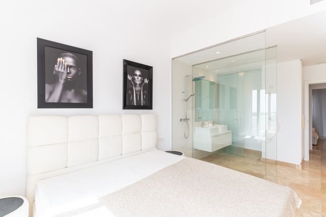 3 sovrum Lägenhet till salu i El Paraíso, Benahavís med pool garage - 670 000 € (Ref: 9953643)