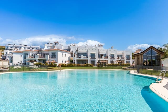 3 sovrum Lägenhet till salu i El Paraíso, Benahavís med pool garage - 670 000 € (Ref: 9953643)
