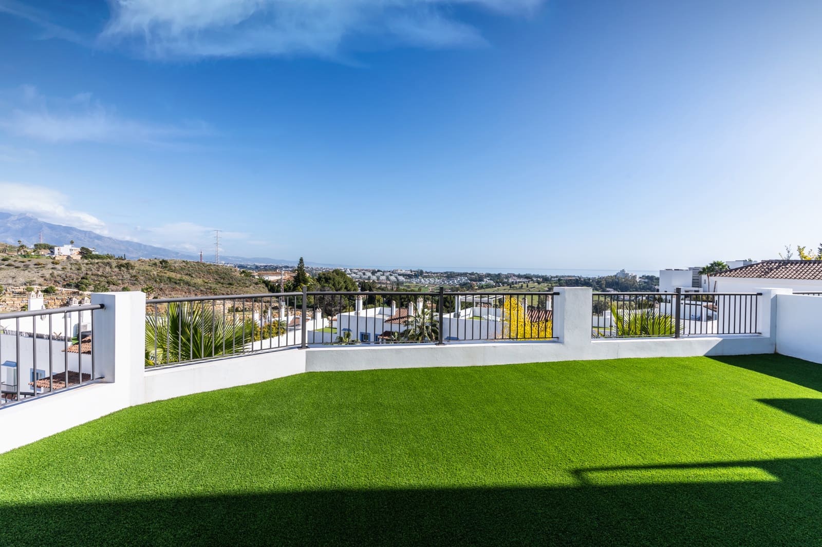 3 sovrum Lägenhet till salu i Benahavis med pool garage - 670 000 € (Ref: 9953643)